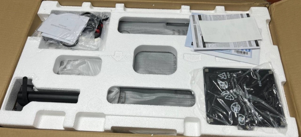 Універсальний монітор-телевізор Samsung S32AM502NR з діагоналлю 32 дюйми Харків - фото 2