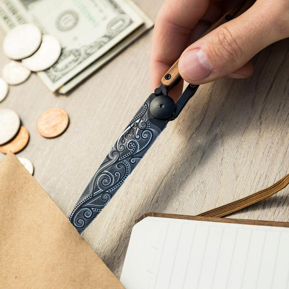 Универсальный Складной Нож с лазерной гравировкой Мирный Deejo 