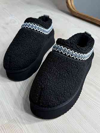 Уггі жіночі Itts 1801-1 капці на платформі з хутром тедді чорні, 37, 23,5 см Київ