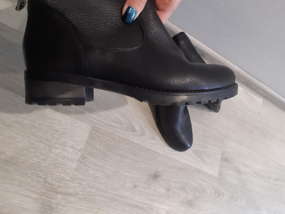 Женские зимние сапоги Б/У натуральная кожа, натуральный мех Германия (европейка) - 38 размер - стелька 24,5см Киев - изображение 3