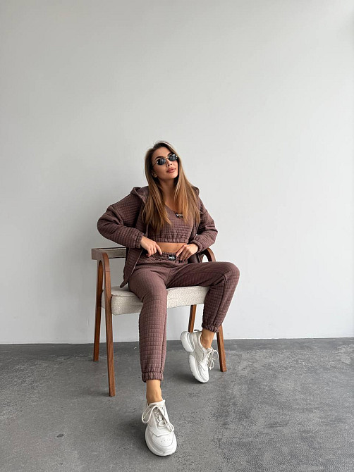 Жіночий прогулянковий костюм-трійка: кофта топ і штани Капітон Шоколадний, 46/48 Одеса - фото 8