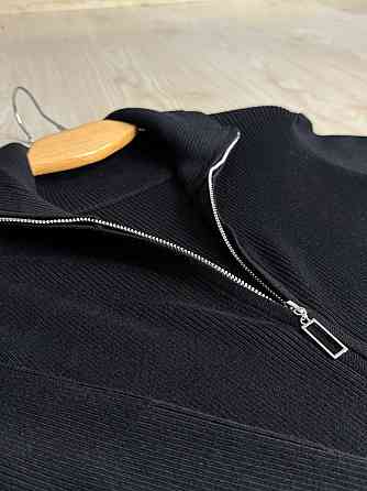 Платье женское Joy One 421 вязаное длинное на молнии в рубчик, черный, one size Киев