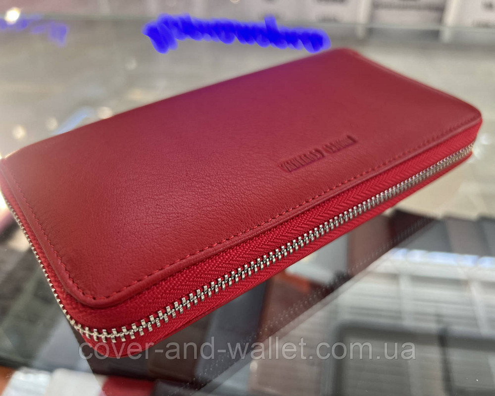 Шкіряний жіночий гаманець клатч червоного кольору на блискавці з ремінцем Marco Coverna MC 7003-2 Київ - фото 14