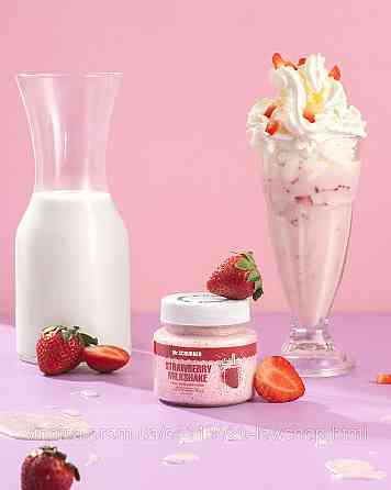 Крем-скраб для рук і тіла з ароматом полуничного коктейлю Strawberry Milkshake Mr.SCRUBBER 250 г Чернівці