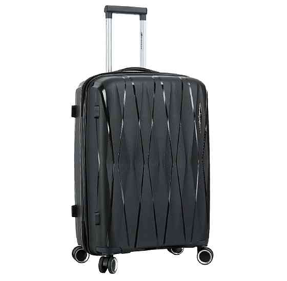 Чемодан полипропиленовый MADISSON 51103 средний 67 см черный Киев