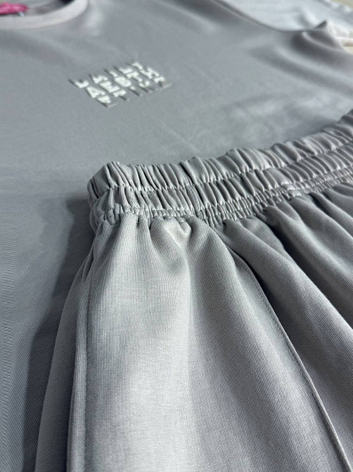 Костюм женский CAPPITONE 101217 оверсайз футболка с брюками с надписью серый, серый, S Киев - изображение 3