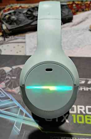 Bluetooth - гарнитуру ( наушники ) Киев