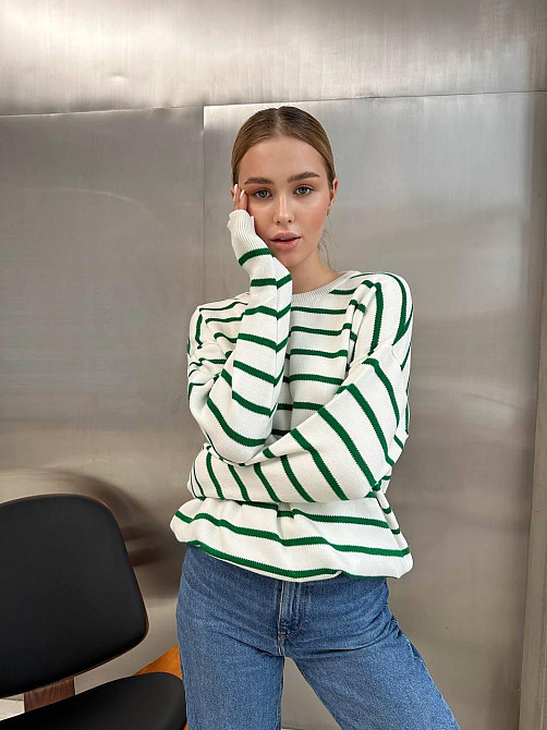 Жіночий базовий смугастий светр оверсайз шерсть 70% акрил 30% Білий 2 Одеса - фото 9