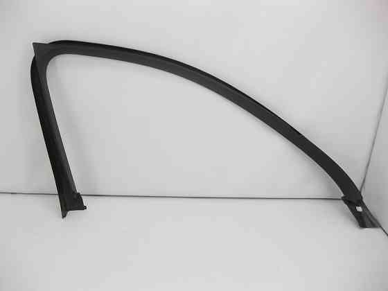 VAG  4M0867588 Облицювання отвору скла двері передньої правої, внутрішня Одеса