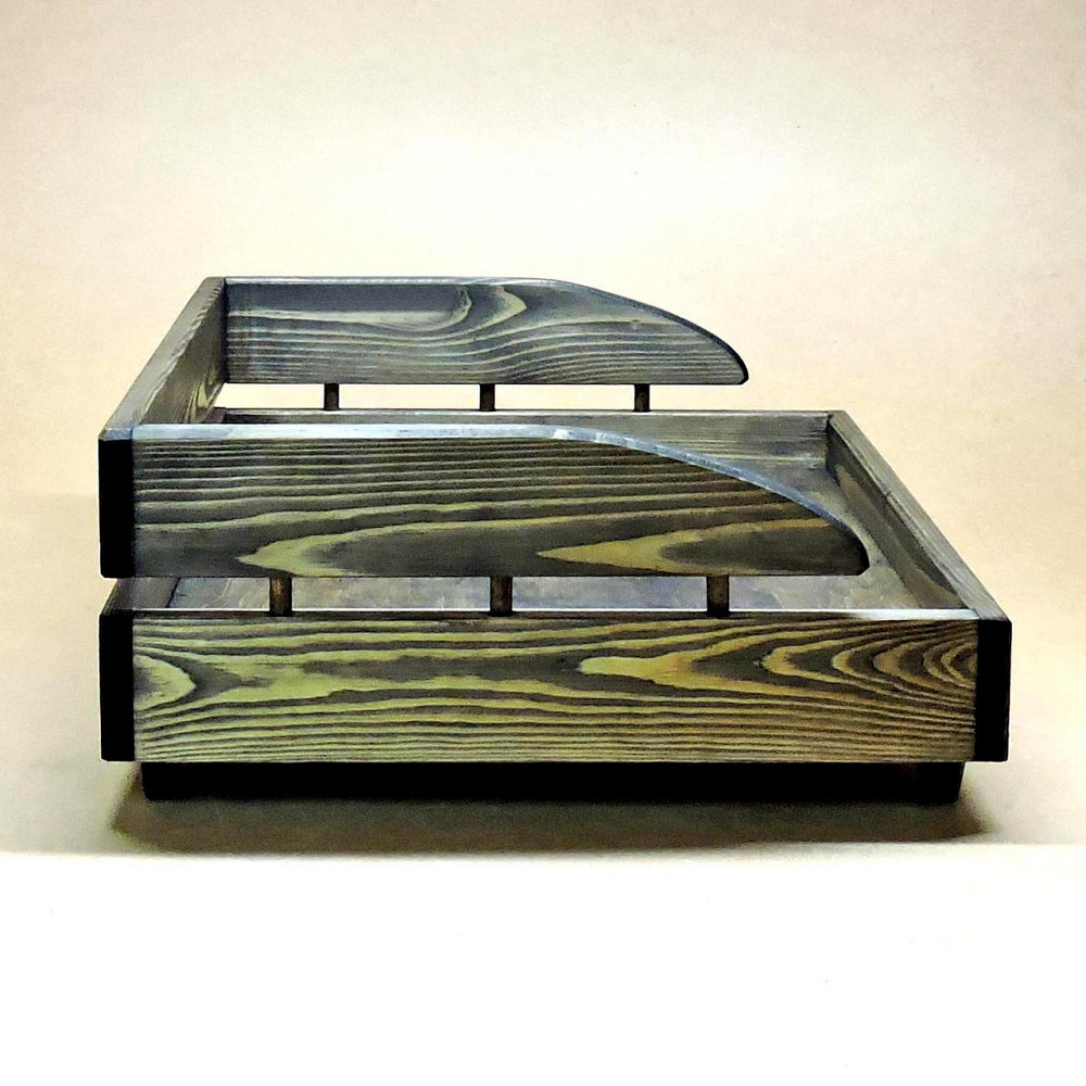 Лежак деревянный для собаки 