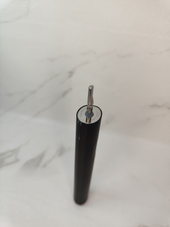Б/в Електрична зубна щітка SURI 1.0 Sonic Midnight Black | УФ-дорожній футляр, USB, 40+ днів роботи, 2 режими Київ
