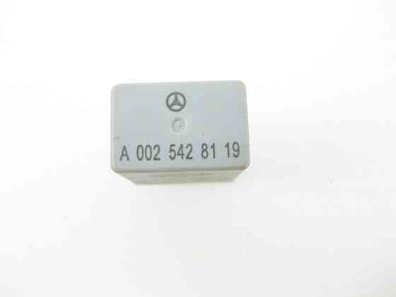Mercedes-Benz  A0025428119 Реле передпускового підігріву GL X164 ML W164 R-class short W251 R-class long V251 S-class long V221 G-class W463 Одеса