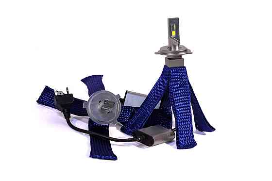 Комплект світлодіодних ламп TBS Design T40 H4 (P43t) 80W 9-32V 6000K Харків