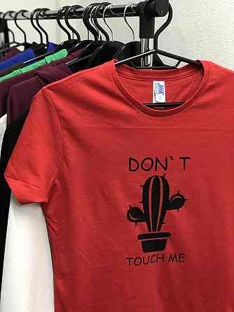 Футболка unisex с кактусом и надписью - 