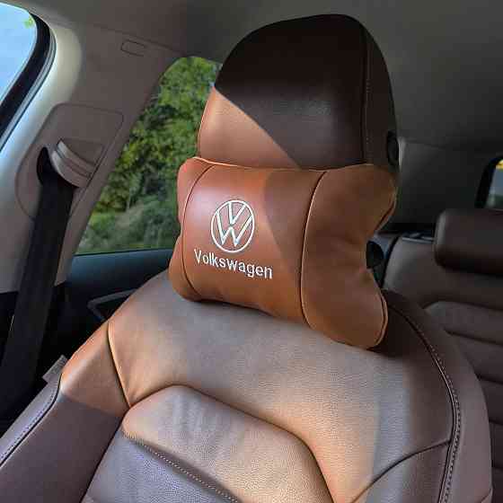 Подушки під голову автомобіль Volkswagen, Подушки на крісло в авто, Автоподушки TE-267 з логотипом Київ