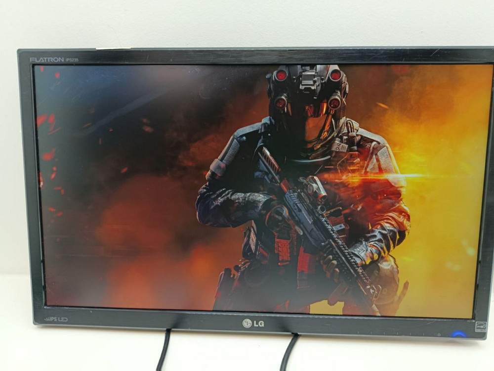 Монітор 23" LG IPS235P-BN Black (товар вживаний) Луцьк - фото 2