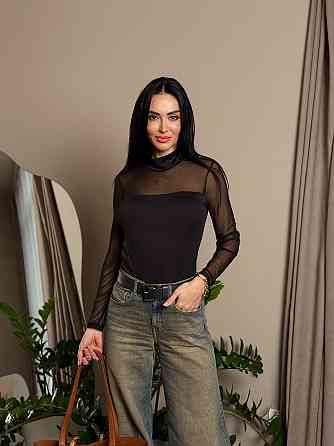 Женский лонгслив с прозрачными рукавами 