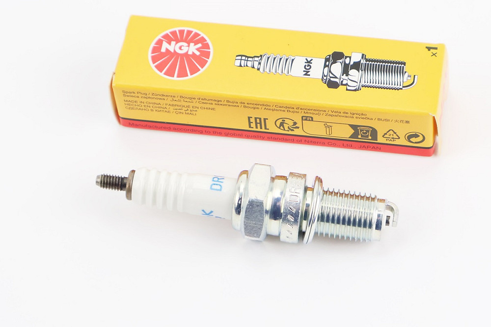 Свічка 4Т DR8EA - M12 L18 - CG/CB/CH250/YP250 Бершадь - изображение 1