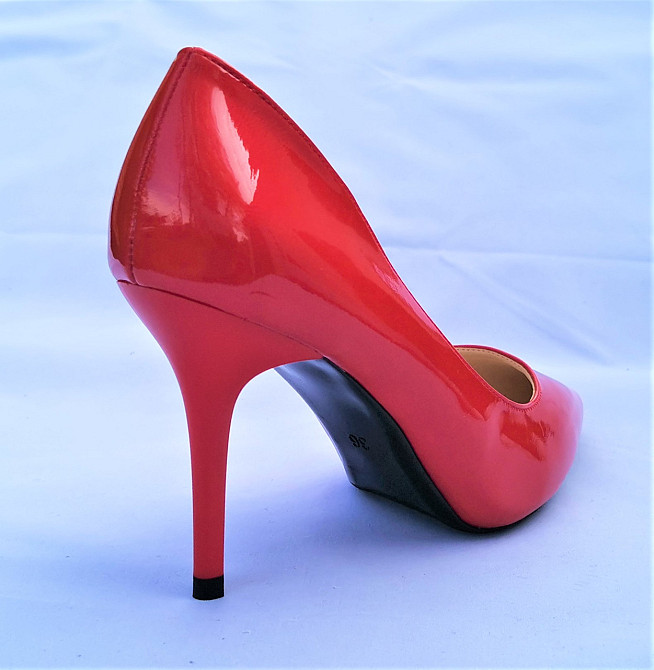 Жіночі Червоні Туфлі на Каблуку Шпильке Лакові Класичні Лодочки (розміри: 36) — 3-7 Дніпро - фото 7