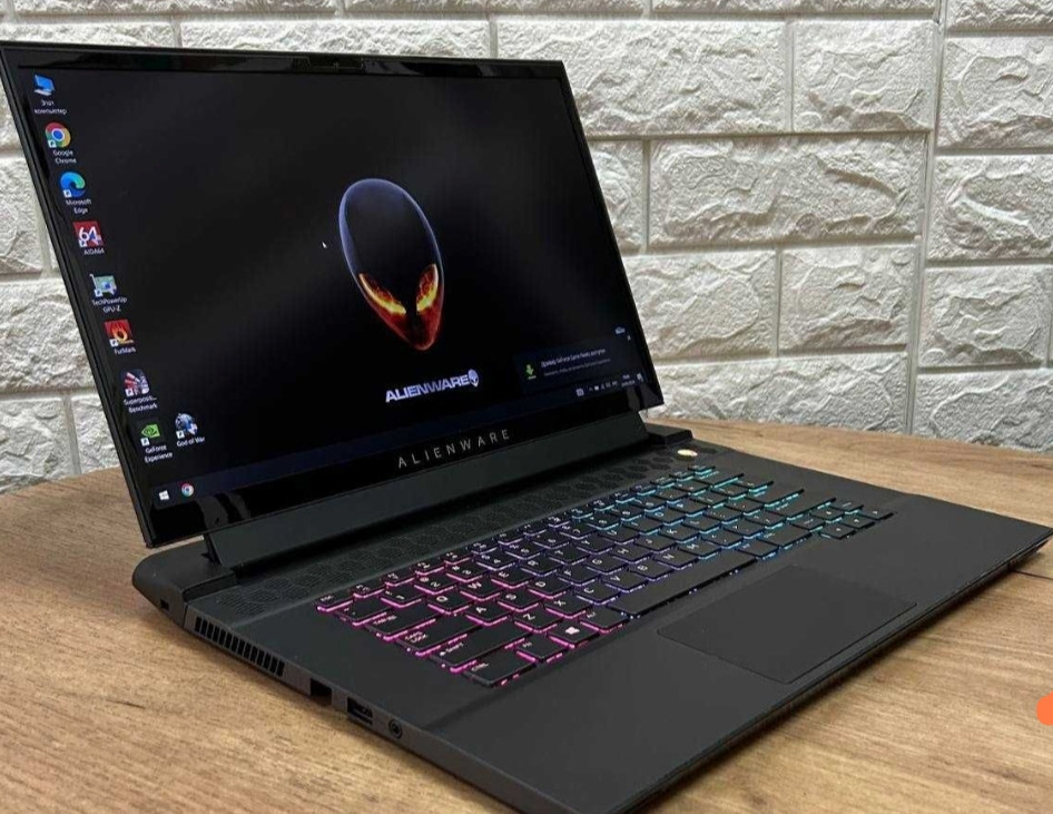 Ноутбук DELL Alienware m15 R3 144Hz. i7-10750H / 16Gb. /SSD 512Gb RTX 2060 Київ - фото 2