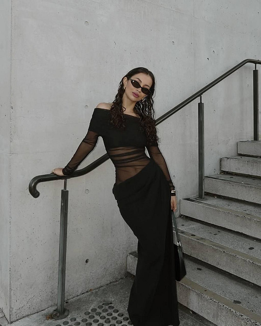 Жіноча елегантна приваблива максі- сукня з відкритими плечима Одеса - фото 2