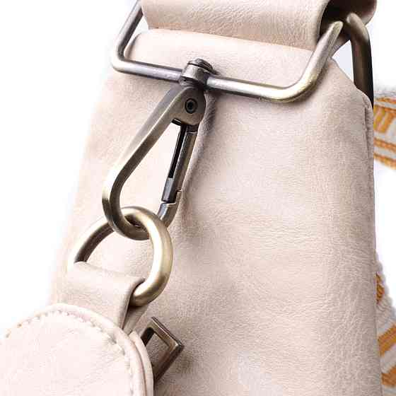 Стильна жіноча сумка з екошкіри з акцентом на текстильну лямку Vintage 22774 Білий Київ