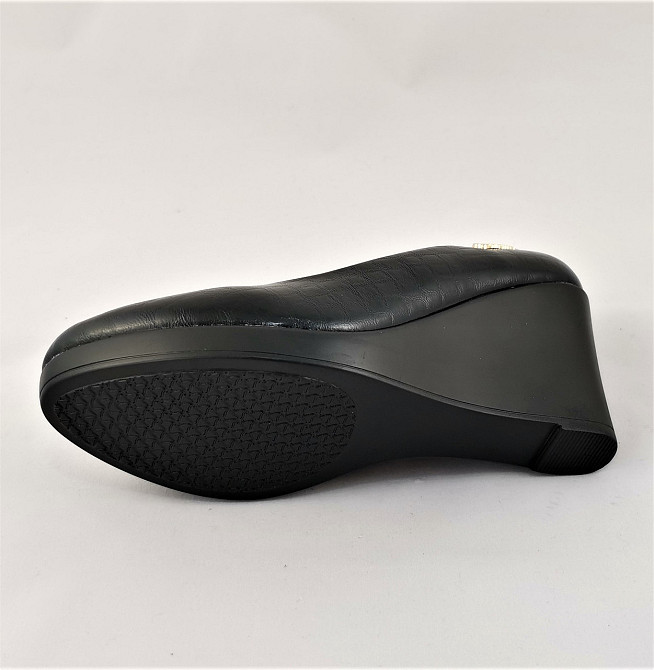 Жіночі Туфлі на Танкетці Чорні на платформі Лакові Шкіряні (розміри: 37,38) — 08-2 Дніпро - фото 7