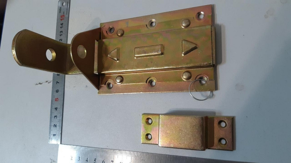 Засув плоский в жовтому оцинку 150мм,  з отвором для колодки "P-o" Київ - фото 3