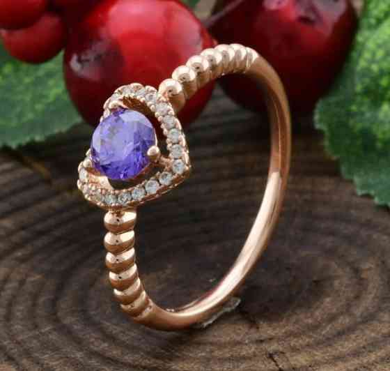 Кольцо Xuping 14109, 18 размер (ширина 9мм), сиреневые фианиты, позолота РО Киев