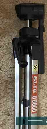 Штатив: SONY. Київ