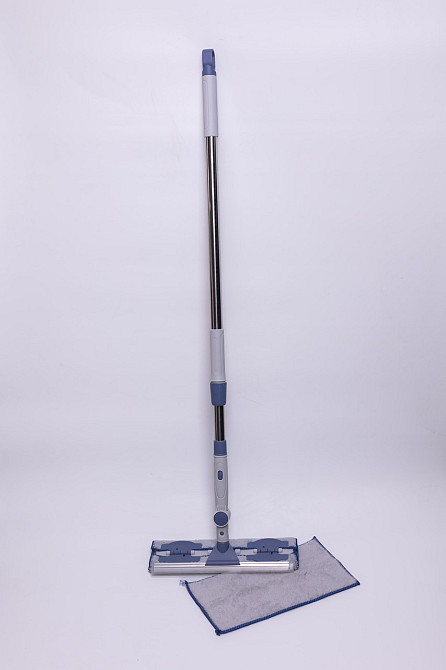 Універсальна швабра з металевою ручкою та змінною плоскою насадкою для плитки, ламінату та лінолеуму HP-35015-30 Коломия - фото 4