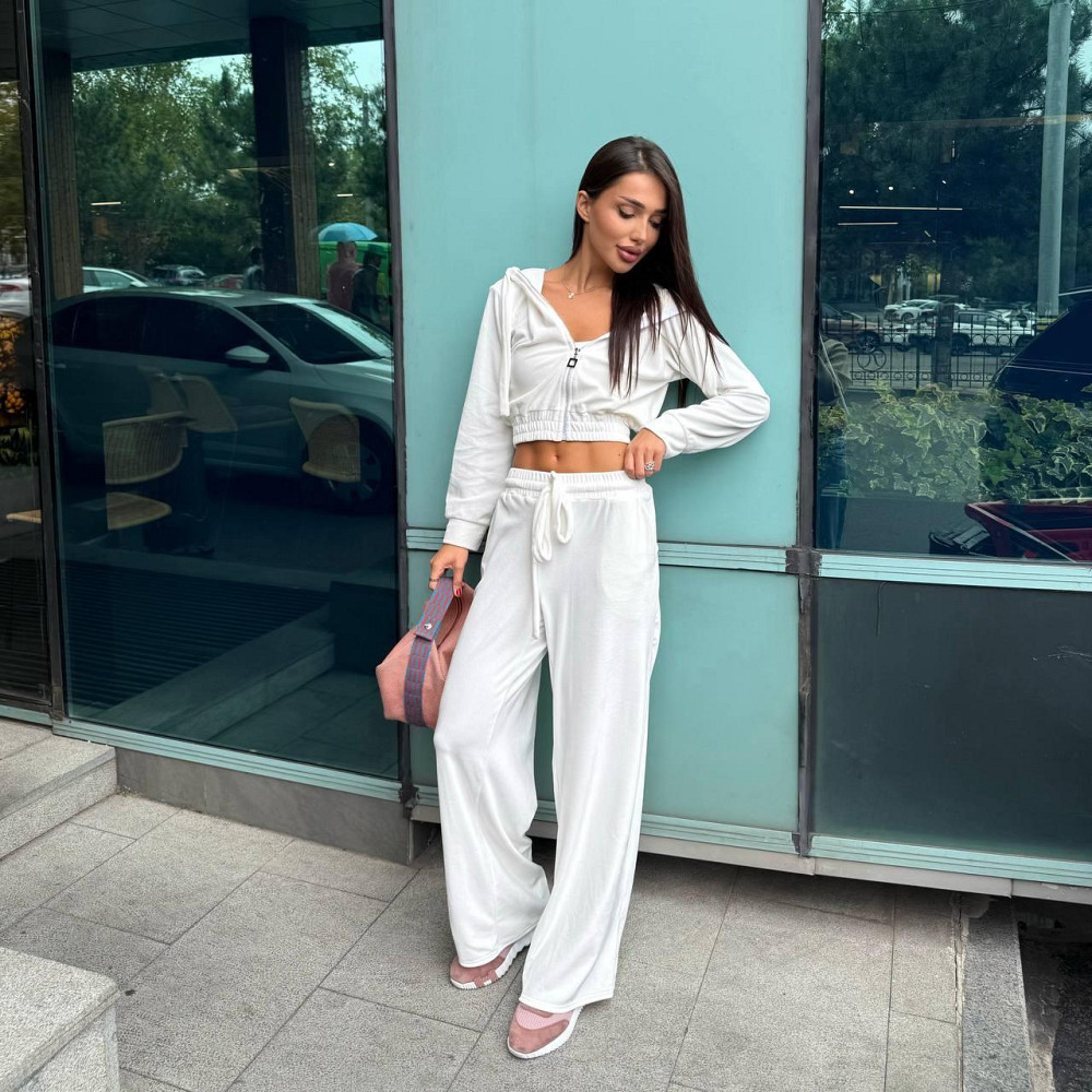 Жіночий стильний костюм-двійка: худі на блискавці та штани турецький велюр Молочний Одеса - фото 1