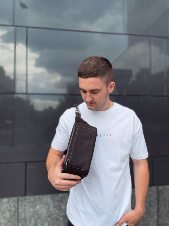 Сумка-бананка зі шкіри 24х11х8, чоловічий крейзі хорс для гаджетів на пояс CH-7371 коричнева Київ