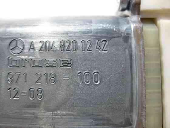 Mercedes-Benz  A2048200242 Моторчик переднього правого склопідйомника E-Class W212 C-Class W204 GLK X204 SLS C197 Одеса