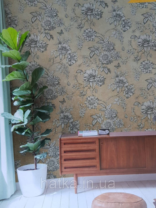 Шпалери вінілові Grandeco One roll one motif 2 SN6001 панно листя гілки метелики на квіти жовто-коричневому Київ - фото 1