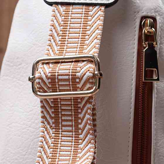 Жіноча сумка через плече з отвором для навушників з екошкіри Vintage 22785 Білий Київ