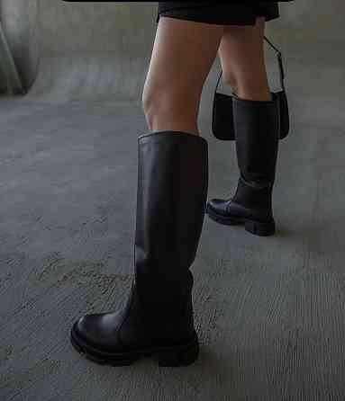 Високі чоботи на зиму жіночі з натуральної шкіри на низькому ходу чорні р. 38, 40, 41 / Стильні Коломия