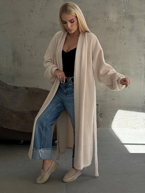 Жіночий затишний оверсайз кардиган із поясом альпака Бежевий Одеса - фото 3