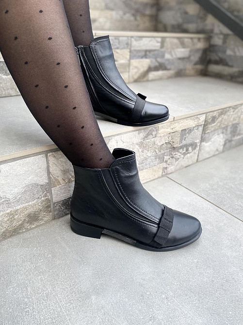 Maxi Черевики жіночі Maxi чорні натуральна шкіра 36-38 (1076) Коломыя - изображение 7