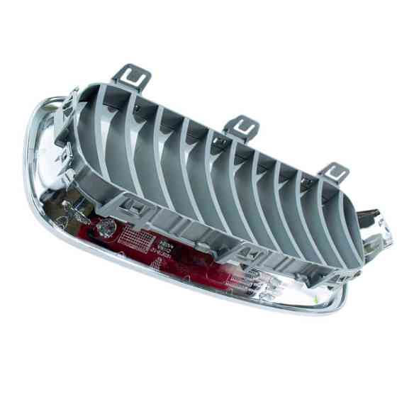 Решітка BMW 3 F30 (11-18) права R радіатора Мукачево