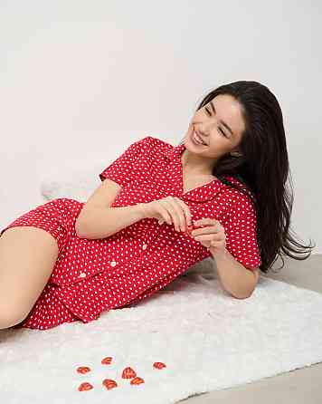 Женская пижама комплект красная с шортиками - мелкие сердечки Nicoletta 60199 XL Киев