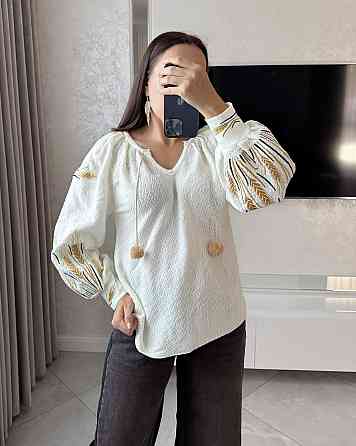 Жіноча тепла вишиванка - світшот з ніжною вишивкою колосками Одеса