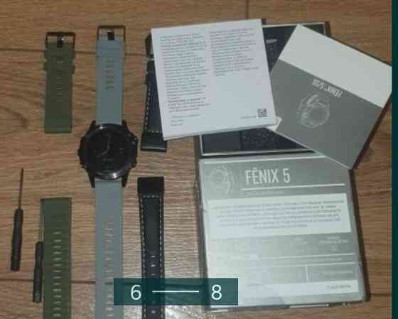 Часы: Garmin Fenix 5. Київ