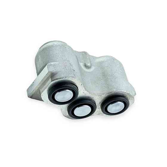 Цилиндр суппорта 2121, 21213, 2123 правый Мукачево