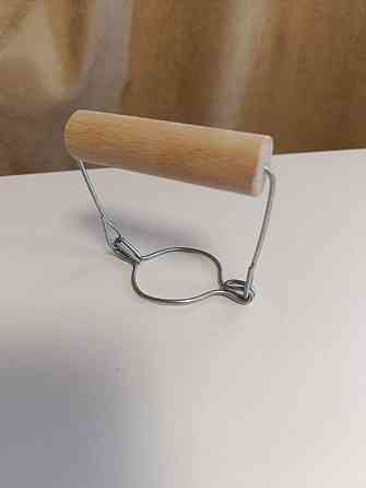 Ручка для переноски ПЭТ-бутылок 5-6 л деревянная с металлической горловиной – держатель для бутылей воды 1шт Харьков