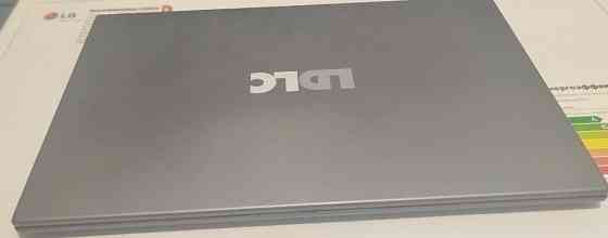 4К Экран IPS OLED 4 Ядерный Процессор SSD 1000 ГБ Киев