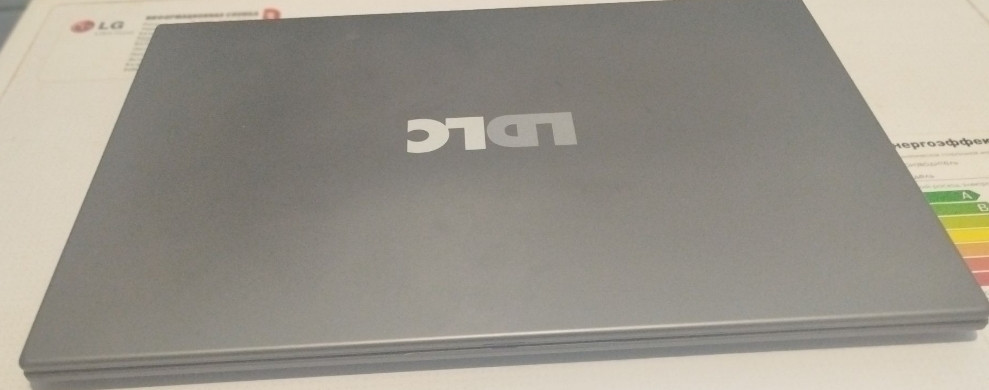 4К Экран IPS OLED 4 Ядерный Процессор SSD 1000 ГБ Киев - изображение 1