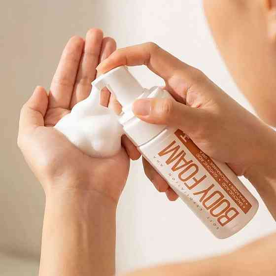 Мягкая отшелушивающая пенка с кислотами для тела Soft Exfoliation AHA Body Foam Hillary 150 мл Киев