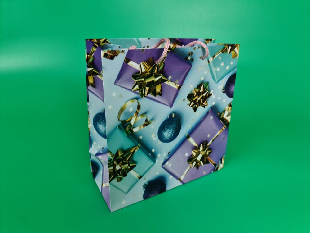 Пакети паперові подарункові, новорічні Квадрат 23*24*10- 17 (12 шт.) Харків - фото 1