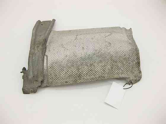 Mercedes-Benz  A2046800122 Теплозахисний зовнішній екран задньої лівої банки глушника C-Class W204 Одесса